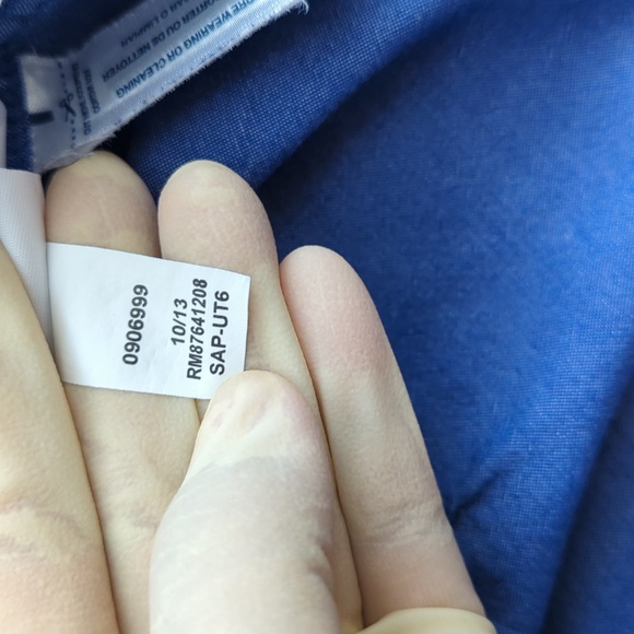 TOMMY HILFIGER BLUE LONG SLEEVE SHIRT SIZE MEDIUM. - Picture 8 of 13